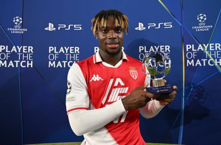 法媒:斯图加特&药厂&黄潜&紫百合想先租后买摩纳哥前锋伊莱尼赫纳