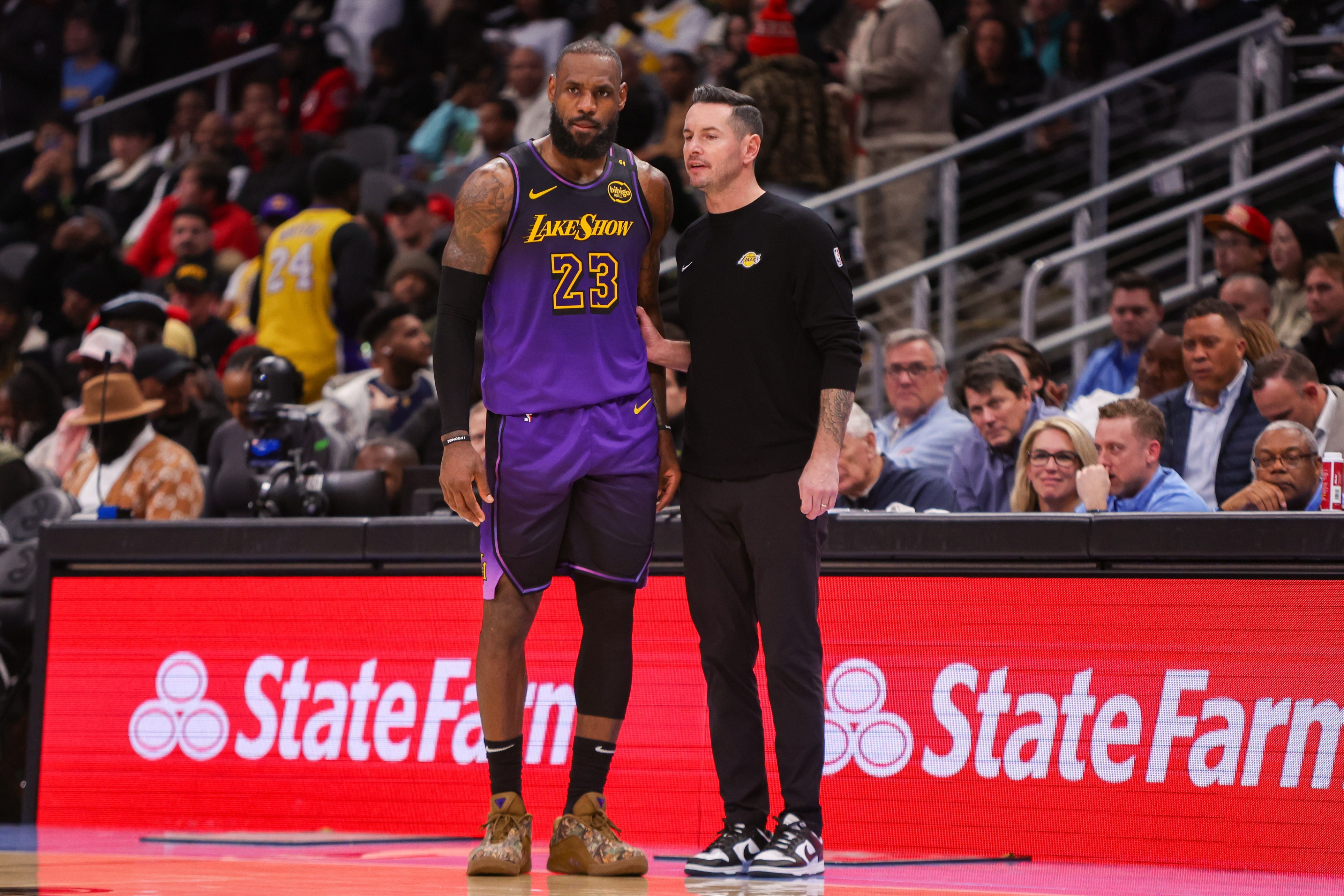 斯玛特认为主帅球商被低估！湖媒反驳：雷迪克的球商没啥可称赞的