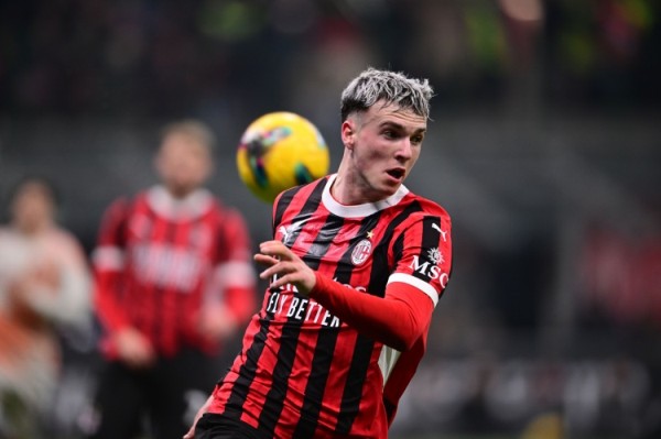 记者：米兰小将A-希门尼斯3次训练迟到，已被阿莱格里下放青年队